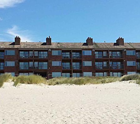 Cozy Cove Beachfront Resort Inn Lincoln City Exterior photo