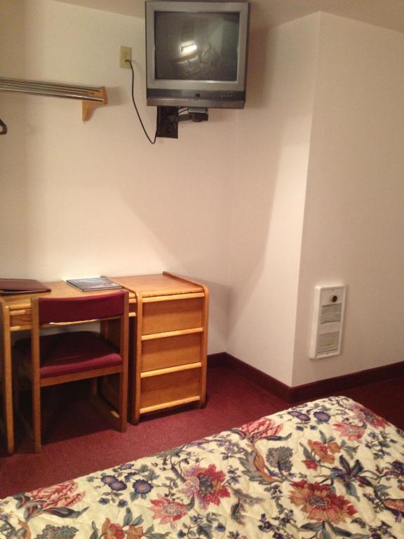 Cozy Cove Beachfront Resort Inn Lincoln City Room photo